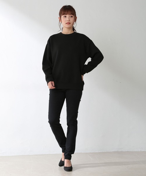 Honeys（ハニーズ）の「きれいめスエットトップス（スウェット・レディース・ブラック/ライトベージュ/スミクロ/モカ/ブルー系その他/ピンク・LL/S/M/L）」の17枚目の写真