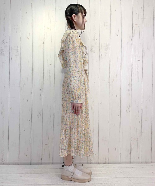 Clice de Paris（クリシェドゥパリス）の「K/エレガントフリルワンピース（ワンピース・レディース・ブルー/イエロー・ONESIZE）」の8枚目の写真