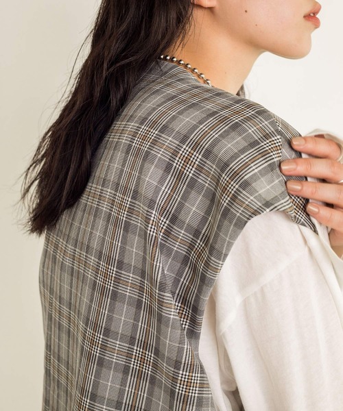 w closet（ダブルクローゼット）の「グレンチェックオーバーベスト（ベスト・レディース・ブラウン/ブラック・FREE）」の17枚目の写真