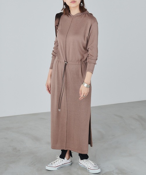 Chaco closet(チャコ クローゼット)の「サイドスリットリブレギンス(レギンス/スパッツ・レディース・ホワイト/ベージュ/ブラック/グレー・FREE)」の5枚目の写真