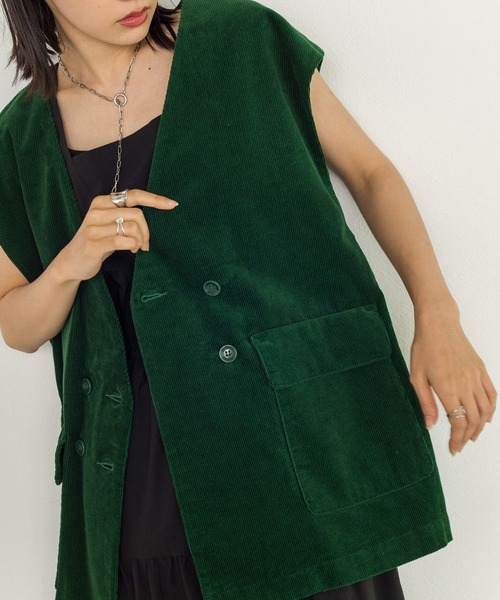 w closet（ダブルクローゼット）の「【新色追加】【SETUP対応】VネックW前BIGベスト（ベスト・レディース・ダークグリーン/カーキ/スミクロ/サックスブルー・FREE）」の3枚目の写真