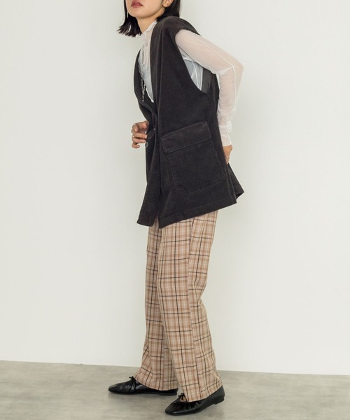 w closet（ダブルクローゼット）の「【新色追加】【SETUP対応】VネックW前BIGベスト（ベスト・レディース・ダークグリーン/カーキ/スミクロ/サックスブルー・FREE）」の14枚目の写真