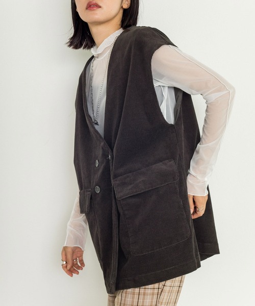 w closet（ダブルクローゼット）の「【新色追加】【SETUP対応】VネックW前BIGベスト（ベスト・レディース・ダークグリーン/カーキ/スミクロ/サックスブルー・FREE）」の19枚目の写真