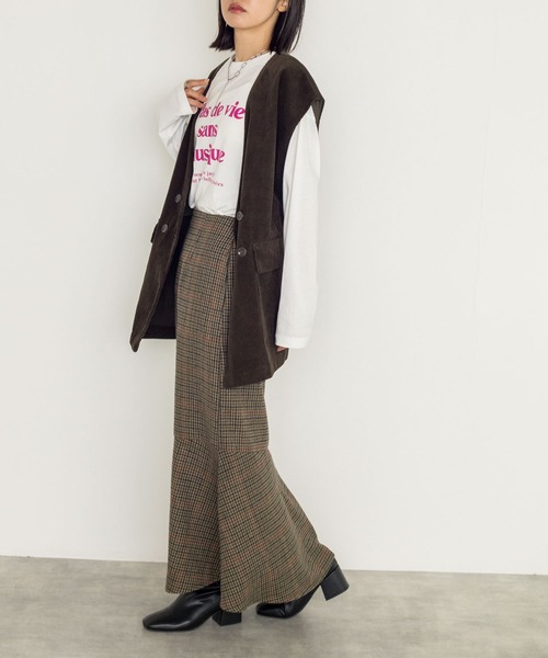 w closet（ダブルクローゼット）の「【新色追加】【SETUP対応】VネックW前BIGベスト（ベスト・レディース・ダークグリーン/カーキ/スミクロ/サックスブルー・FREE）」の16枚目の写真