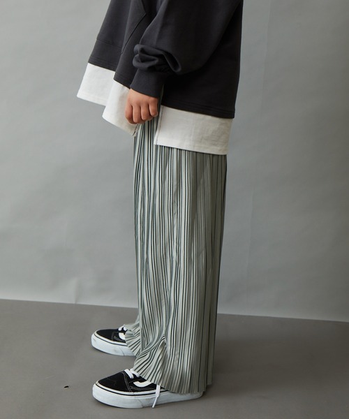 ＆yam（アンドヤム）の「カットプリーツワイドパンツ/スカーチョ（スカート・キッズ・ブラック/ブラウン/グリーン/ピンク/グレー/ブルー・140-150cm/120-130cm/130-140cm/150-160cm/110-120cm）」の9枚目の写真