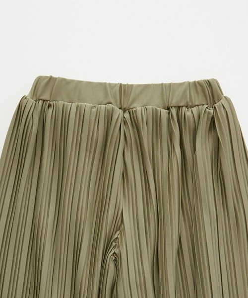 ＆yam（アンドヤム）の「カットプリーツワイドパンツ/スカーチョ（スカート・キッズ・ブラック/ブラウン/グリーン/ピンク/グレー/ブルー・140-150cm/120-130cm/130-140cm/150-160cm/110-120cm）」の14枚目の写真