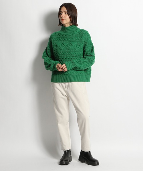 niko and（ニコアンド）の「洗えるショート丈ケーブルニットプル