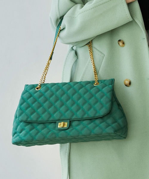 SAISON DE PAPILLON(セゾンドパピヨン)の「キルティング2Wayビッグショルダーバッグ(ショルダーバッグ・レディース・ブラック/ブラウン/ダークブラウン/グリーン・フリー)」の1枚目の写真