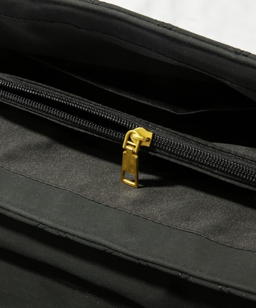 SAISON DE PAPILLON(セゾンドパピヨン)の「キルティング2Wayビッグショルダーバッグ(ショルダーバッグ・レディース・ブラック/ブラウン/ダークブラウン/グリーン・フリー)」の18枚目の写真