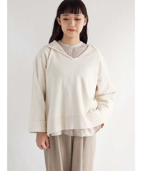 Samansa Mos2(サマンサ モスモス)の「セーラーカラー見え裏毛パーカー(パーカー・レディース・ブラウン/グレー/チャコール/キナリ・フリ-)」の2枚目の写真