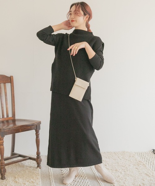 ITEMS URBANRESEARCH（アイテムズ アーバンリサーチ）の「ベストセットニットワンピース（ワンピース・レディース・スミクロ/ブルー/ベージュ・FREE）」の20枚目の写真