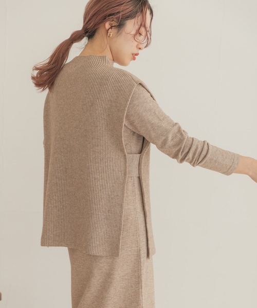 ITEMS URBANRESEARCH（アイテムズ アーバンリサーチ）の「ベストセットニットワンピース（ワンピース・レディース・スミクロ/ブルー/ベージュ・FREE）」の17枚目の写真