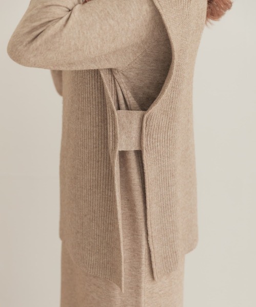 ITEMS URBANRESEARCH（アイテムズ アーバンリサーチ）の「ベストセットニットワンピース（ワンピース・レディース・スミクロ/ブルー/ベージュ・FREE）」の14枚目の写真