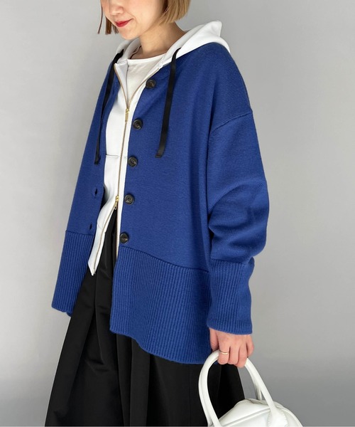 PICCIN（ピッチン）の「ローゲージクルーネックカーディガン（カーディガン/ボレロ・レディース・オフホワイト/グレイッシュベージュ/ブルー・M）」の18枚目の写真