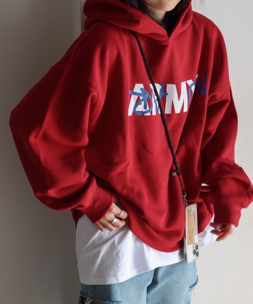 COURO（コウロ）の「カレッジロゴパーカー（パーカー・レディース・ライトグレー/ダークグリーン/ネイビー/霜降りグレー/オートミール/グレー系その他/ダークグリーン系/ネイビー系/パープル/グレー/パープル系その他/レッド/ブルー/ブルー系その他/レッド系その他/アイボリー系/ネイビー系1・M/L/XL）」の17枚目の写真