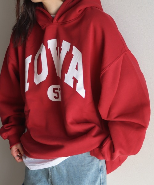 COURO（コウロ）の「カレッジロゴパーカー（パーカー・レディース・ライトグレー/ダークグリーン/ネイビー/霜降りグレー/オートミール/グレー系その他/ダークグリーン系/ネイビー系/パープル/グレー/パープル系その他/レッド/ブルー/ブルー系その他/レッド系その他/アイボリー系/ネイビー系1・M/L/XL）」の16枚目の写真