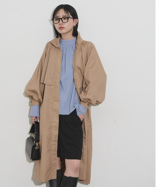 Aunt Marie's(アントマリーズ)の「スタンドカラーボリュームスリーブトレンチコート(トレンチコート・レディース・ブラック/ベージュ・FREE/MEDIUM/TALL)」の10枚目の写真