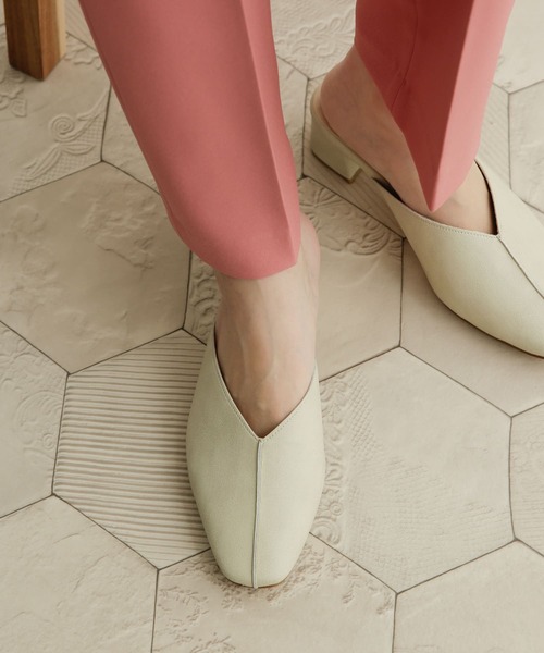 URBAN RESEARCH DOORS アイボリー ミュール URBAN RESEARCH DOORS（アーバンリサーチドアーズ）の「クロス