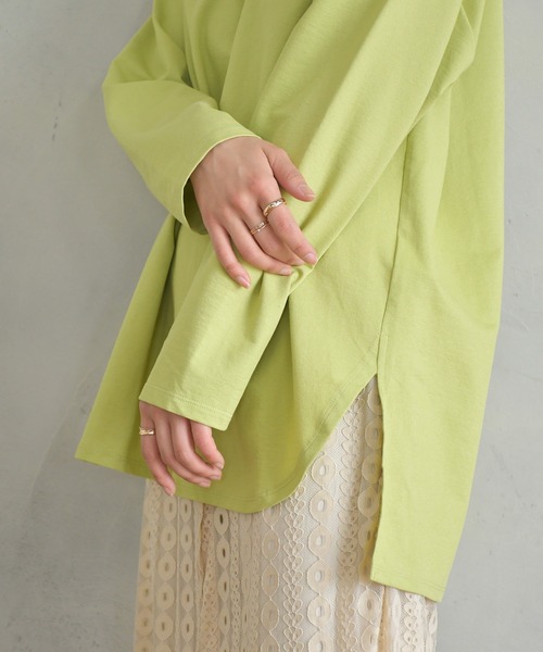 BITTOKO（ビットコ）の「定番サイドスリットプルオーバー（Tシャツ/カットソー・レディース・ブルー/グレー/マスタード/ブラック/ホワイト・FREE）」の19枚目の写真