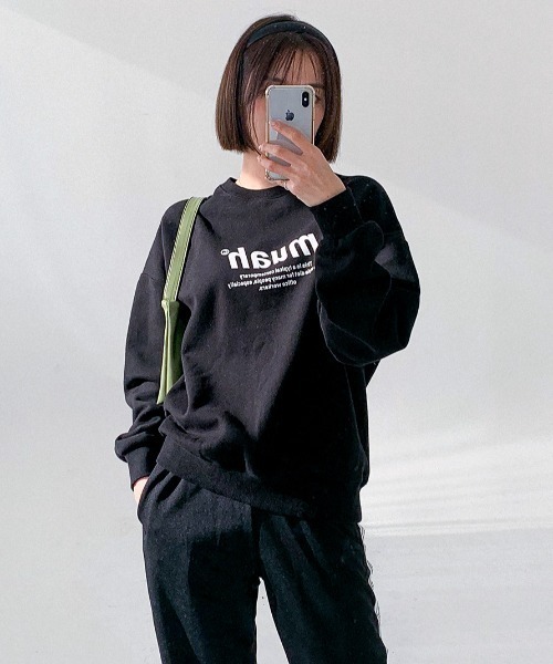 [muahmuah]SIGNATURE BACKPOINT スウェットシャツ★新作・24AW★ MUSINSA | MUAHMUAH Signature Back Point Sweatshirt [Black]