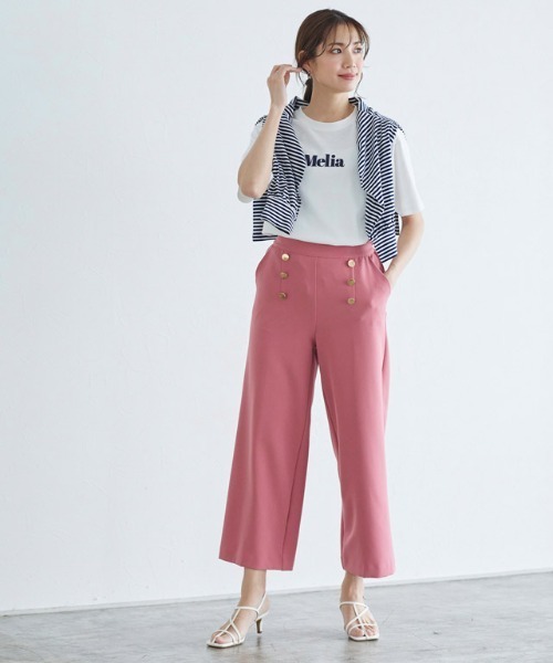 Pierrot(ピエロ)の「【ZOZO限定カラー発売】Melia 発泡プリントロゴTシャツ(Tシャツ/カットソー・レディース・ホワイト×ホワイト/ブラック×ブラック/ピンクベージュ/ホワイト×ネイビー/グレイッシュベージュ・M/L)」の10枚目の写真