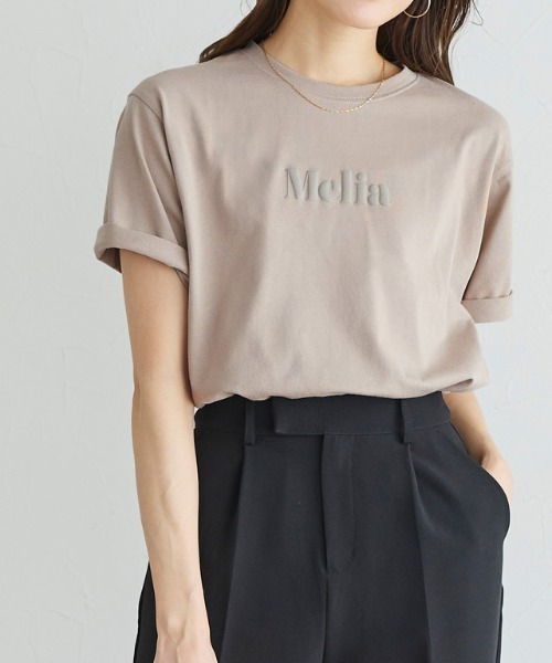 Pierrot(ピエロ)の「【ZOZO限定カラー発売】Melia 発泡プリントロゴTシャツ(Tシャツ/カットソー・レディース・ホワイト×ホワイト/ブラック×ブラック/ピンクベージュ/ホワイト×ネイビー/グレイッシュベージュ・M/L)」の15枚目の写真