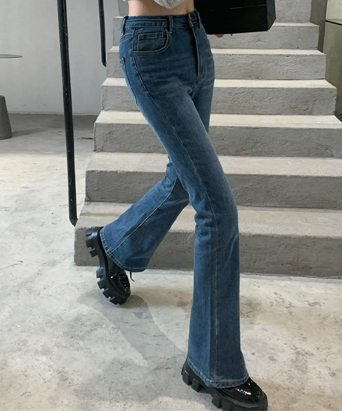 c.u.l（シーユーエル）の「【c.u.l:w】フレアブーツカットデニムパンツ culw172（デニムパンツ・レディース・ブルー/ライトブルー・S/M/L）」の9枚目の写真