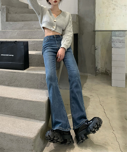 c.u.l（シーユーエル）の「【c.u.l:w】フレアブーツカットデニムパンツ culw172（デニムパンツ・レディース・ブルー/ライトブルー・S/M/L）」の11枚目の写真