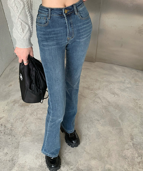 c.u.l（シーユーエル）の「【c.u.l:w】フレアブーツカットデニムパンツ culw172（デニムパンツ・レディース・ブルー/ライトブルー・S/M/L）」の13枚目の写真
