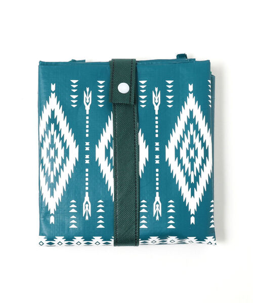 B:MING by BEAMS（ビーミングバイビームス）の「AMINA COLLECTION / ノマディ ビニール BAG（トートバッグ・メンズ・カーキ/ベージュ/ロイヤルブルー・ONE SIZE）」の16枚目の写真