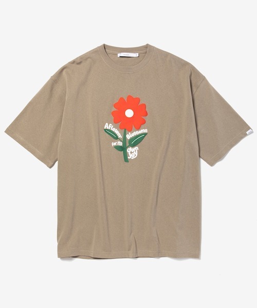 rehacer（レアセル）の「rehacer : Flower's Joy HW Wide T / フラワーズ ジョイ  ヘビーウェイト ワイド Tシャツ（Tシャツ/カットソー・メンズ・ブラック/ブルー/ベージュ・MEDIUM/X-LARGE/LARGE）」の22枚目の写真