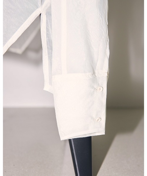 TODAYFUL（トゥデイフル）の「スタンドカラーシアーシャツ（シャツ/ブラウス・レディース・モカ/アイボリー/チョコ・FREE）」の9枚目の写真