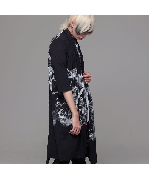 CIVARIZE(シヴァーライズ)の「『CIVARIZE/シヴァーライズ』スモークプリントロングトッパーカーディガン(カーディガン/ボレロ・メンズ・ブラック・FREE)」の5枚目の写真