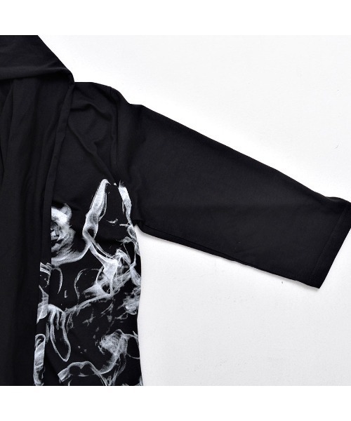 CIVARIZE(シヴァーライズ)の「『CIVARIZE/シヴァーライズ』スモークプリントロングトッパーカーディガン(カーディガン/ボレロ・メンズ・ブラック・FREE)」の11枚目の写真
