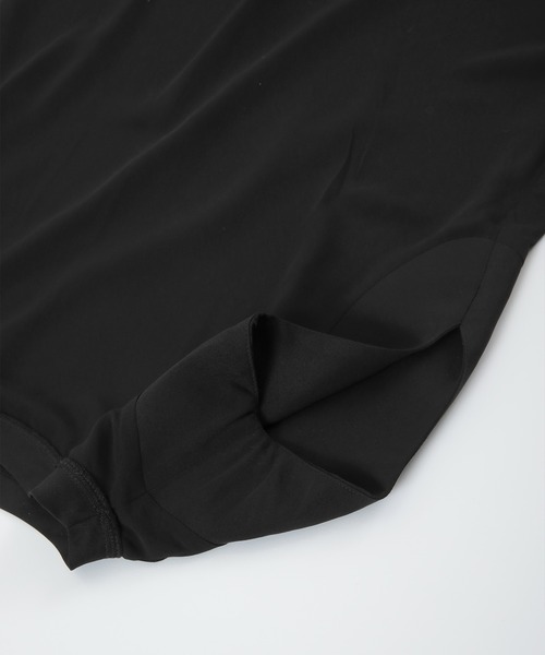 UR'S(ユアーズ)の「パワーショルダートップス(Tシャツ/カットソー・レディース・ホワイト/ブラック・S/M/L)」の9枚目の写真