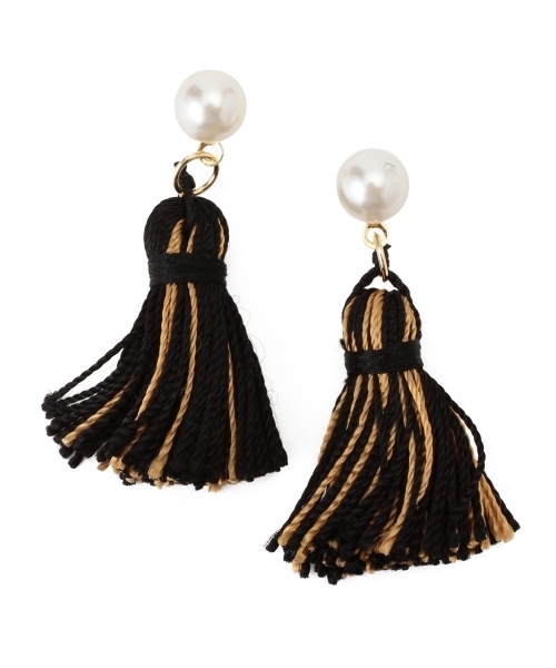 B:MING by BEAMS（ビーミングバイビームス）の「ビーミング by ビームス / タッセルピアス（ピアス（両耳用）・レディース・ブラック/ベージュ/レッド・ONE SIZE）」の13枚目の写真