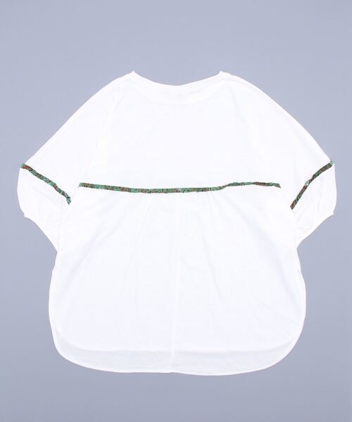 チチカカ(チチカカ)の「胸ギャザースモックプルオーバー(Tシャツ/カットソー・レディース・ホワイト/パープル・FREE)」の18枚目の写真
