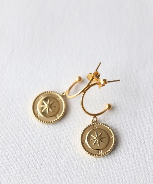 MIXTO(ミスト)の「【Silvia】フープラウンドチャームピアス(ピアス(両耳用)・レディース・ゴールド・ONE SIZE)」の3枚目の写真