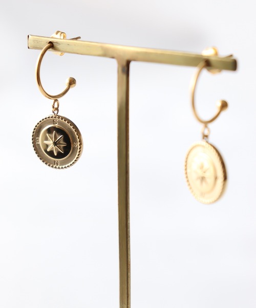 MIXTO(ミスト)の「【Silvia】フープラウンドチャームピアス(ピアス(両耳用)・レディース・ゴールド・ONE SIZE)」の7枚目の写真