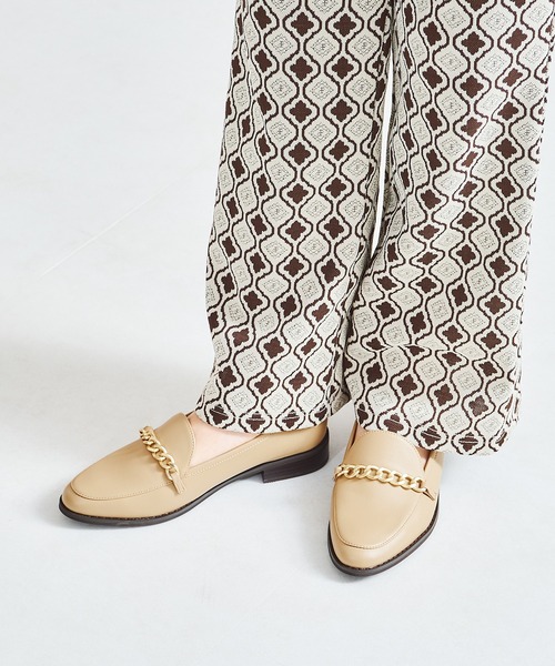 ORiental TRaffic（オリエンタルトラフィック）の「アーモンドトゥチェーンローファー 21301（ローファー・レディース・オレンジ/ブラック/ベージュ・38/35/34/39/36/37/40/42/41）」の19枚目の写真