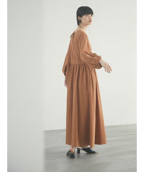 armonia（アルモニーア）の「armonia.ウエストギャザーワンピース（ワンピース・レディース・ブラック/オレンジ/キャメル・FREE）」の10枚目の写真