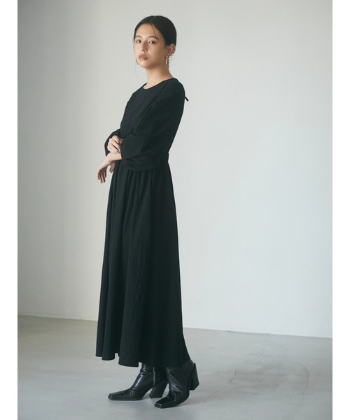 armonia（アルモニーア）の「armonia.ウエストギャザーワンピース（ワンピース・レディース・ブラック/オレンジ/キャメル・FREE）」の2枚目の写真