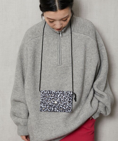 FREAK'S STORE(フリークスストア)の「【WEB限定】Drifter/ドリフター CLEVELAND POUCH/サコッシュ(ショルダーポーチ)(ショルダーバッグ・レディース・ブラック/ブルー/グリーン/レオパード/ピンク/その他・ONE SIZE)」の5枚目の写真