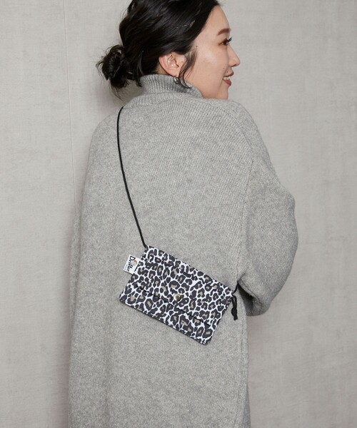 FREAK'S STORE(フリークスストア)の「【WEB限定】Drifter/ドリフター CLEVELAND POUCH/サコッシュ(ショルダーポーチ)(ショルダーバッグ・レディース・ブラック/ブルー/グリーン/レオパード/ピンク/その他・ONE SIZE)」の16枚目の写真