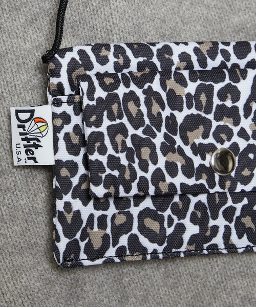 FREAK'S STORE(フリークスストア)の「【WEB限定】Drifter/ドリフター CLEVELAND POUCH/サコッシュ(ショルダーポーチ)(ショルダーバッグ・レディース・ブラック/ブルー/グリーン/レオパード/ピンク/その他・ONE SIZE)」の14枚目の写真