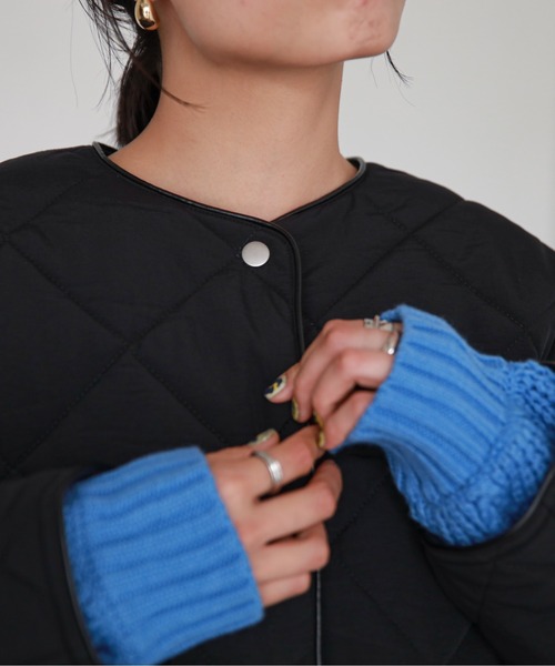 feepur（フェピュール）の「パイピングキルティングコート（ノーカラーコート・レディース・ブラック/オフホワイト・MEDIUM）」の7枚目の写真