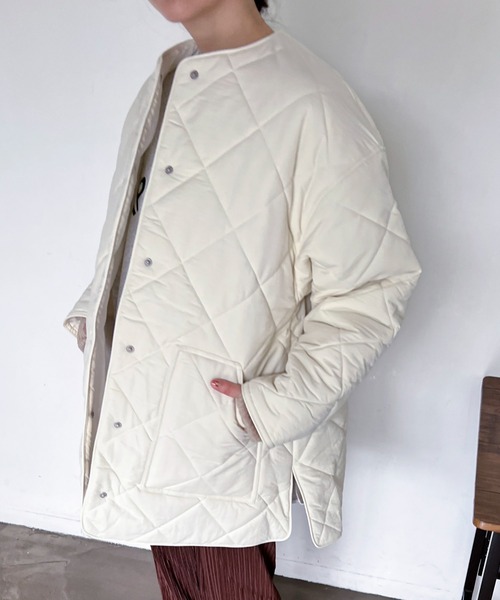 feepur（フェピュール）の「パイピングキルティングコート（ノーカラーコート・レディース・ブラック/オフホワイト・MEDIUM）」の10枚目の写真