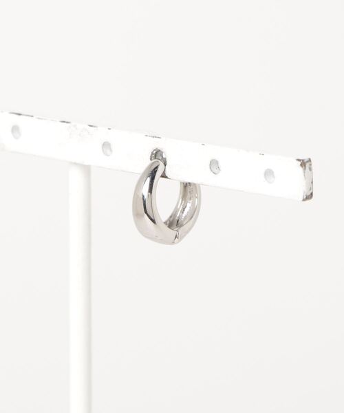 CORPUS TOKYO（コーパス トーキョー）の「ピアス×イヤーカフSET（イヤーカフ・レディース・シルバー/ゴールド・FREE）」の4枚目の写真