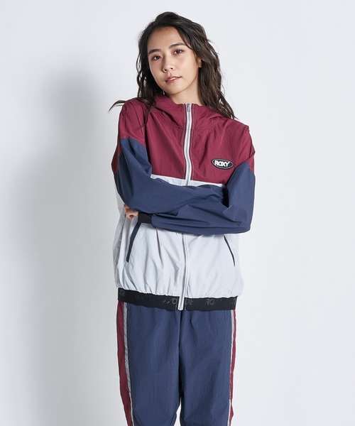 ROXY（ロキシー）の「READY OR NOT ZIP/ロキシーバックプリントジャケット（ブルゾン・レディース・ブラック/バーガンディー・MEDIUM/LARGE/SMALL）」の12枚目の写真