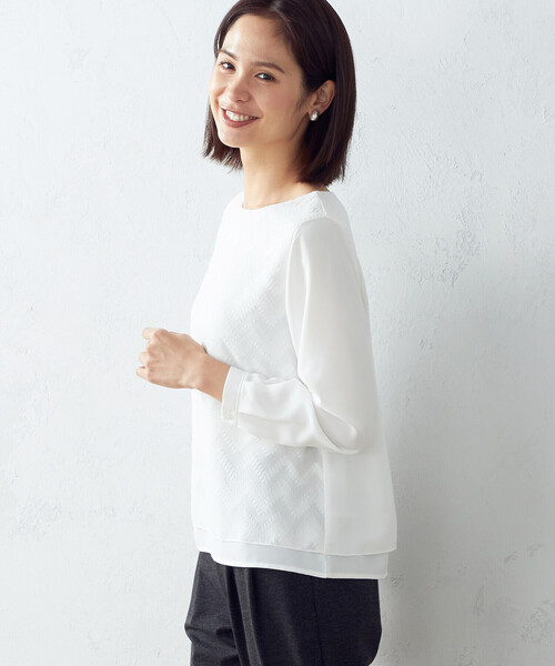 COMME CA ISM(コムサイズム)の「ジャガードシフォン レイヤード風ブラウス(シャツ/ブラウス・レディース・ホワイト/ネイビー・SMALL/MEDIUM/LARGE)」の3枚目の写真